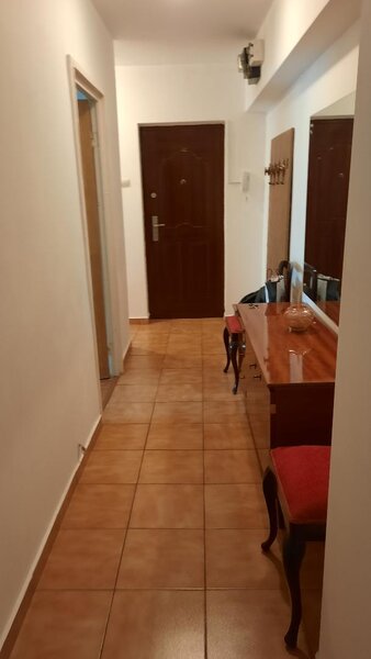 Piata Victoriei, Titulescu, Fullimobiliare